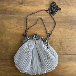 Vintage-Look Silver Clutch Purse
